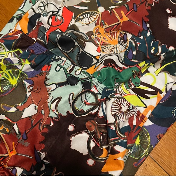 Pearl Izumi Multicolor Pop Art Graphic Kid’s Cycling Jersey Small Back Pockets - Picture 7 of 8